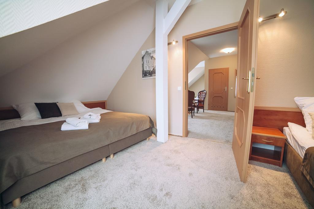 Hubertus Aparthotel & Restaurant & Horse Club Starogard Gdański Pokoj fotografie