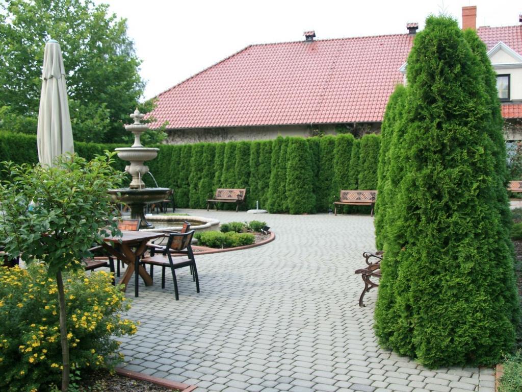 Hubertus Aparthotel & Restaurant & Horse Club Starogard Gdański Exteriér fotografie