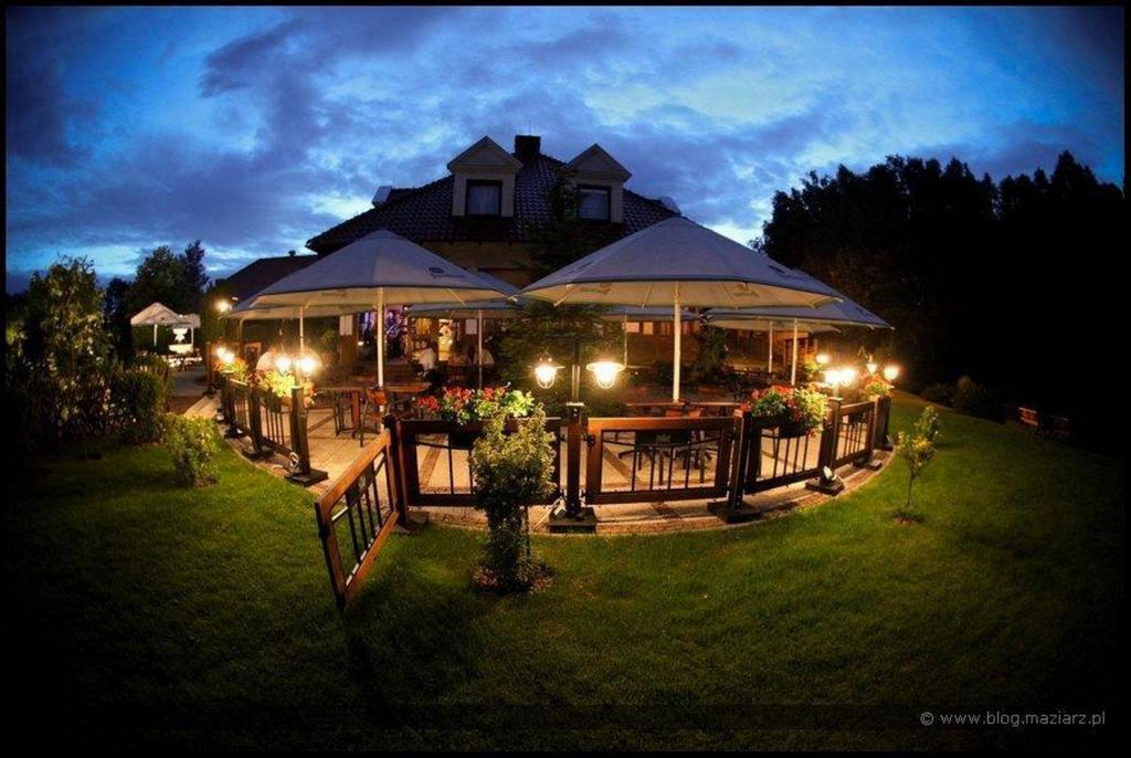 Hubertus Aparthotel & Restaurant & Horse Club Starogard Gdański Exteriér fotografie