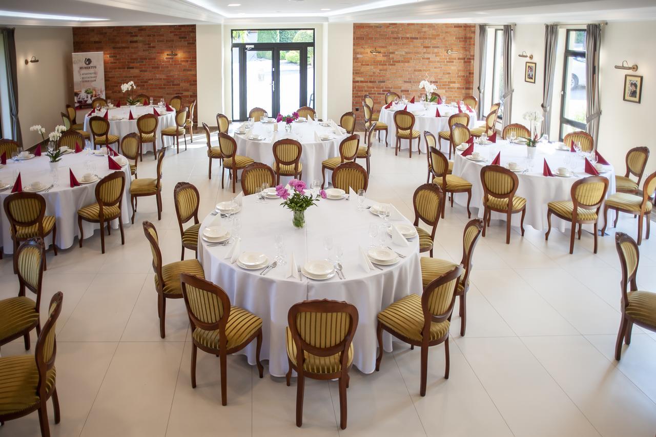 Hubertus Aparthotel & Restaurant & Horse Club Starogard Gdański Exteriér fotografie