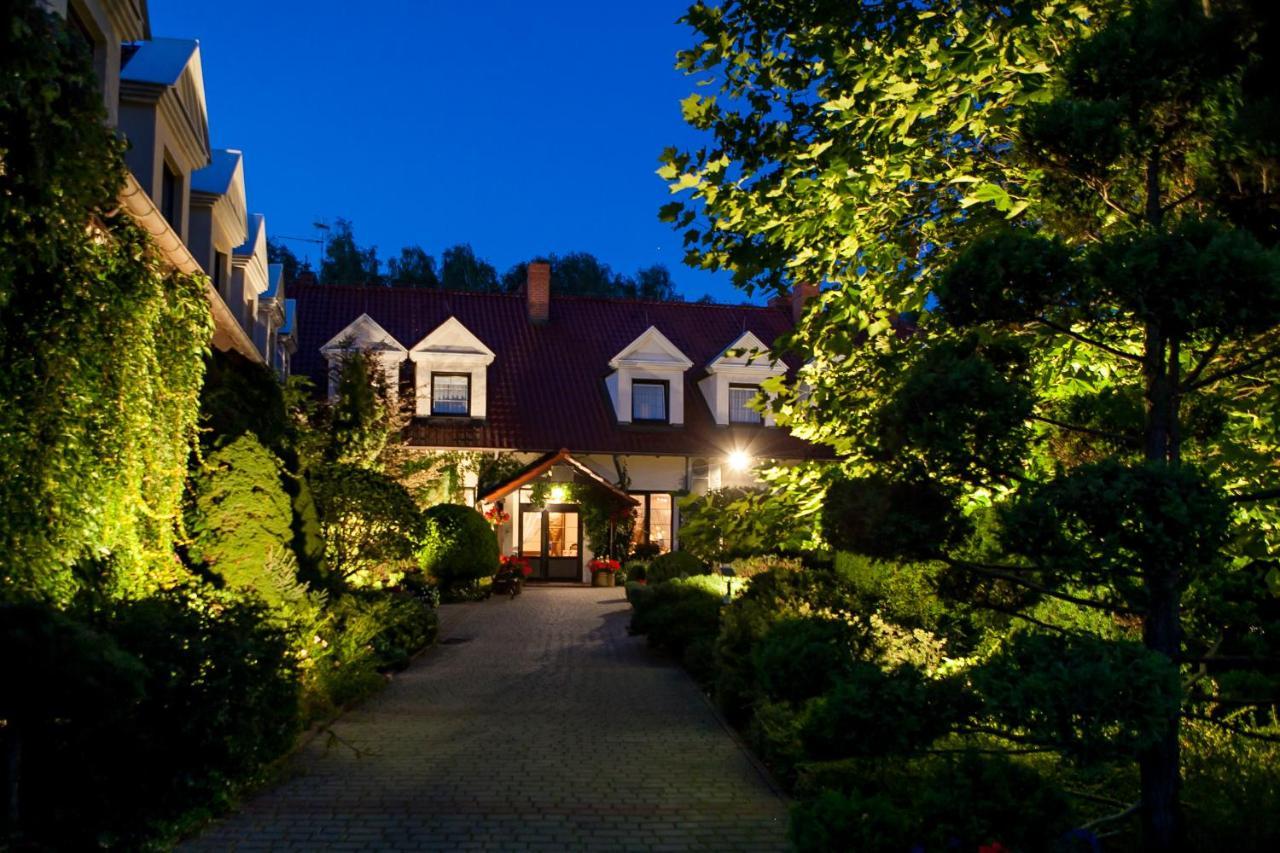 Hubertus Aparthotel & Restaurant & Horse Club Starogard Gdański Exteriér fotografie